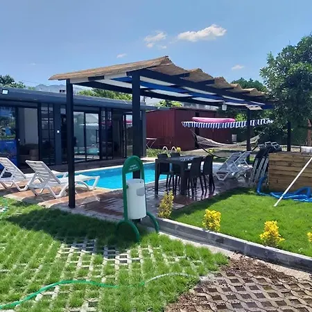 Terasa Villa